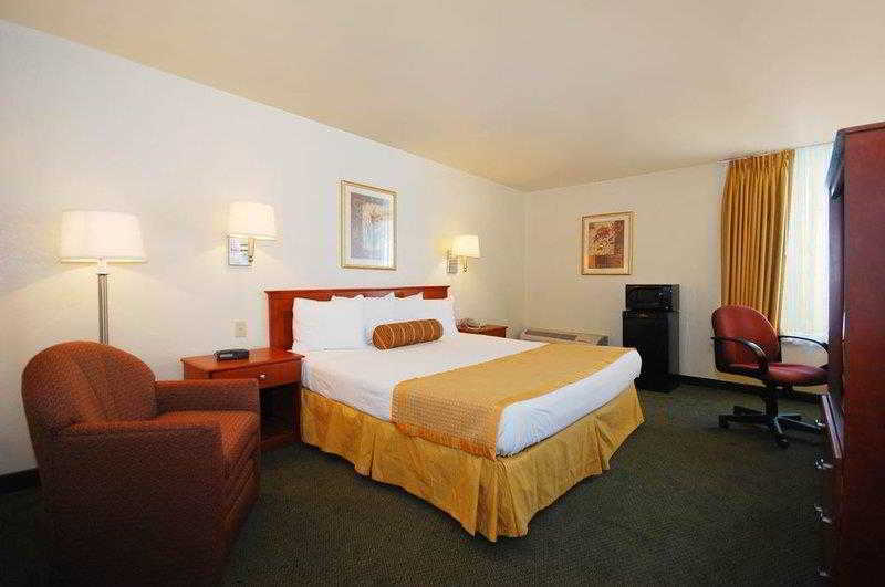 Surestay Hotel By Best Western East Brunswick Zewnętrze zdjęcie